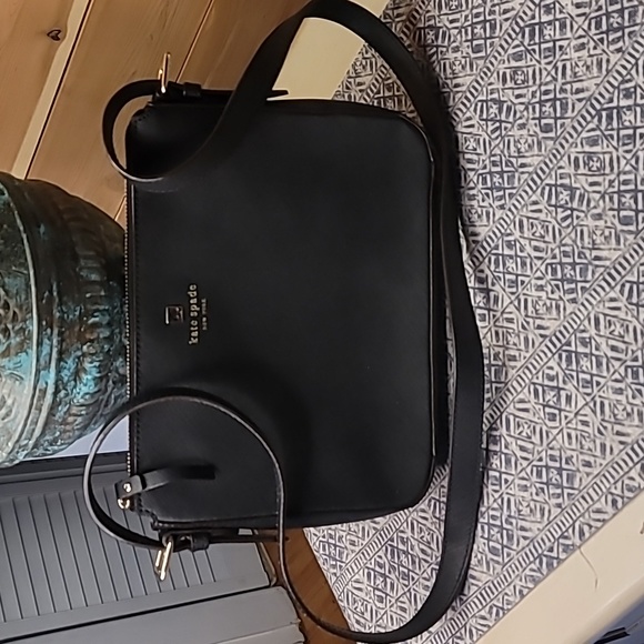 kate spade Handbags - Kate Spade Black Leather Crossbody Purse, Excellent Condition.